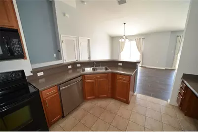 2328 Tanbark Ridge Place, Plant City, FL 33563 - Photo 13
