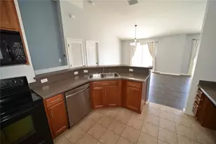 2328 Tanbark Ridge Pl, Plant City, FL 33563 - Photo 13