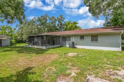 12009 Waterside Court, Tampa, FL 33612 - Photo 3