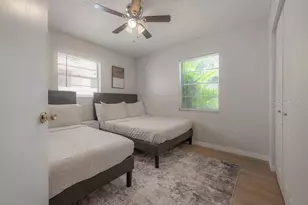 6910 S MacDill Ave, Tampa, FL 33611 - Photo 15