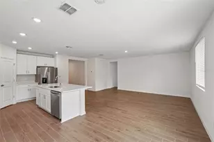 7725 Satterfield Ter, Parrish, FL 34219 - Photo 13