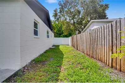 9111 109th Avenue, Seminole, FL 33777 - Photo 33