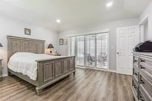 29424 Schinnecock Hills Ln, San Antonio, FL 33576 - Photo 13
