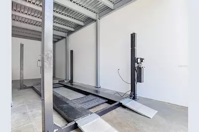 6500 Motor Enclave Way #1011, Tampa, FL 33610 - Photo 7