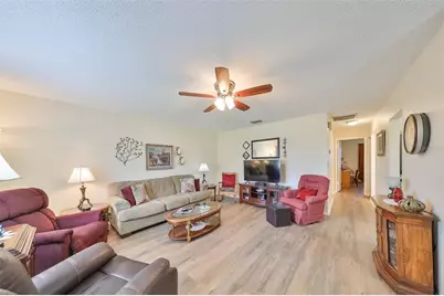 1904 Canterbury Lane #26, Sun City Center, FL 33573 - Photo 25