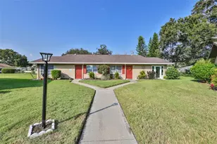 1904 Canterbury Ln, Sun City Center, FL 33573 - Photo 33