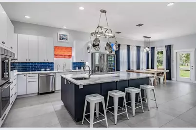 14607 Canopy Drive, Tampa, FL 33626 - Photo 3