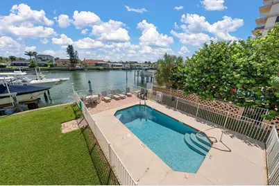301 Island Way #E, Clearwater, FL 33767 - Photo 3