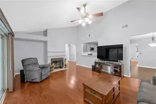 1418 Shell Flower Dr, Brandon, FL 33511 - Photo 5