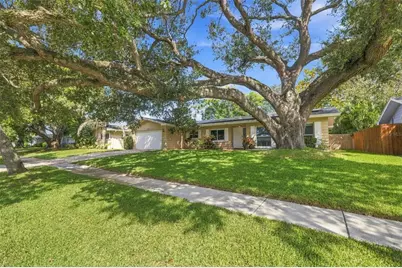 2260 Saint Charles Drive, Clearwater, FL 33764 - Photo 29