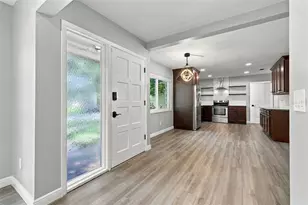 2260 St Charles Dr, Clearwater, FL 33764 - Photo 3