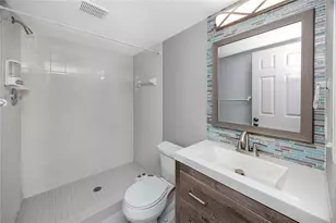 14865 Seminole Trail, Seminole, FL 33776 - Photo 31