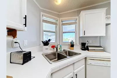 354 Gracie Avenue N, Frostproof, FL 33843 - Photo 7