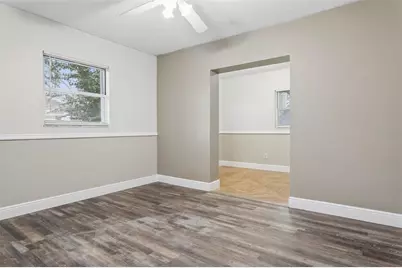 11104 N 28th Street, Tampa, FL 33612 - Photo 17