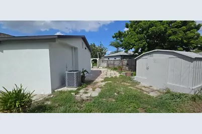 4112 W Wallace Avenue, Tampa, FL 33611 - Photo 13