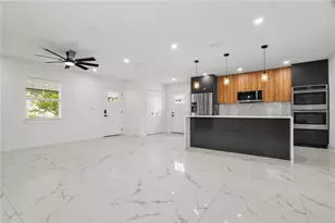 4112 W Wallace Ave, Tampa, FL 33611 - Photo 7