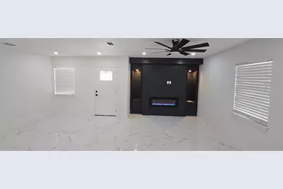 4112 W Wallace Avenue, Tampa, FL 33611 - Photo 5