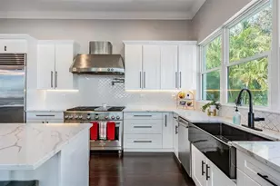 619 Danube Ave, Tampa, FL 33606 - Photo 13