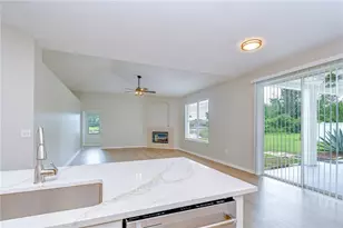 29619 Allegro Dr, Wesley Chapel, FL 33543 - Photo 17