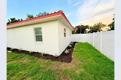 1500 77th Street N, Saint Petersburg, FL 33710 - Photo 23