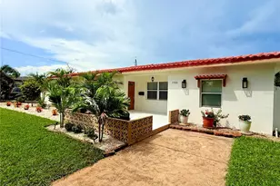 1500 77th St N, Saint Petersburg, FL 33710 - Photo 1