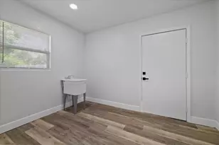 11002 Riverview Dr, Riverview, FL 33578 - Photo 17