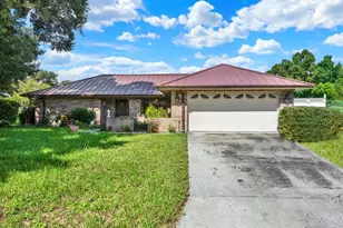 2808 Bellwood Dr, Brandon, FL 33511 - Photo 1