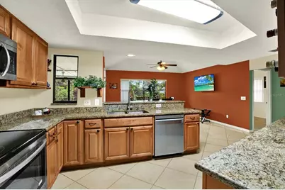 2808 Bellwood Drive, Brandon, FL 33511 - Photo 9