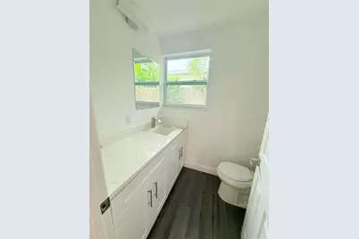 1557 Robinson Drive N, Saint Petersburg, FL 33710 - Photo 27
