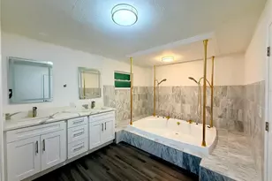 1557 Robinson Dr N, Saint Petersburg, FL 33710 - Photo 19
