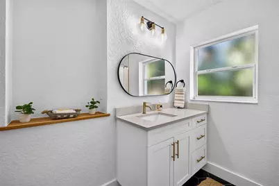 1407 E North Bay Street, Tampa, FL 33603 - Photo 29