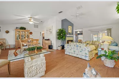 11000 Twosome Drive, San Antonio, FL 33576 - Photo 7
