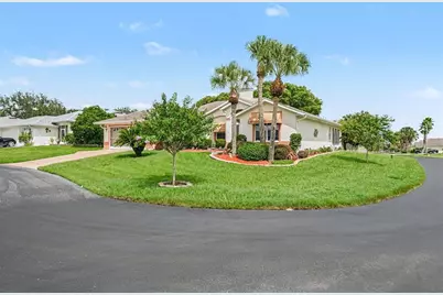11000 Twosome Drive, San Antonio, FL 33576 - Photo 3