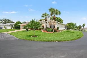 11000 Twosome Dr, San Antonio, FL 33576 - Photo 3
