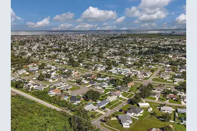 6002 Firefly Ln, Apollo Beach, FL 33572 - Photo 7