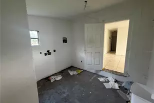4605 SW 32nd Dr, West Park, FL 33023 - Photo 5