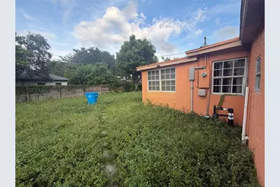 4605 SW 32nd Drive, West Park, FL 33023 - Photo 21