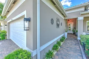 4836 Sevilla Shores Dr, Wimauma, FL 33598 - Photo 3