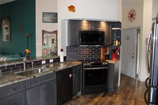 1671 Hamilton Ct, Dunedin, FL 34698 - Photo 9