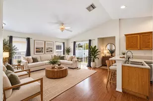 11426 Bay Gardens Loop, Riverview, FL 33569 - Photo 5