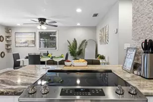 2613 E 111th Ave, Tampa, FL 33612 - Photo 5