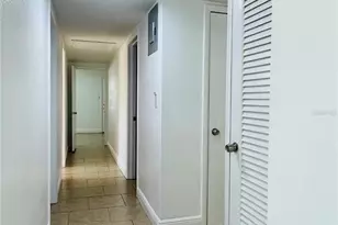 2307 W Hamilton Ave, Tampa, FL 33604 - Photo 9