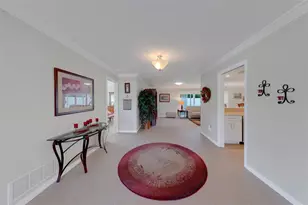2061 Attache Ct, Clearwater, FL 33764 - Photo 7