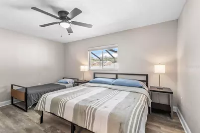 7036 13th Street E, Sarasota, FL 34243 - Photo 25