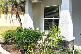 12221 Anne Kenia Dr, Thonotosassa, FL 33592 - Photo 3