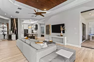 5405 Tybee Island Dr, Apollo Beach, FL 33572 - Photo 9