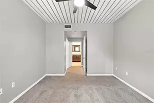 2410 W Azeele St, Tampa, FL 33609 - Photo 11