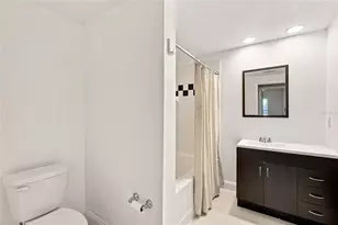 2410 W Azeele St, Tampa, FL 33609 - Photo 17