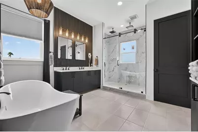 16210 3rd Street E, Redington Beach, FL 33708 - Photo 5