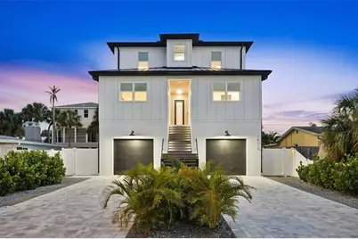 16210 3rd Street E, Redington Beach, FL 33708 - Photo 1